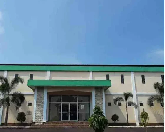 fasilitas sekolah smpit as syifa boarding school wanareja gor gedung olahraga