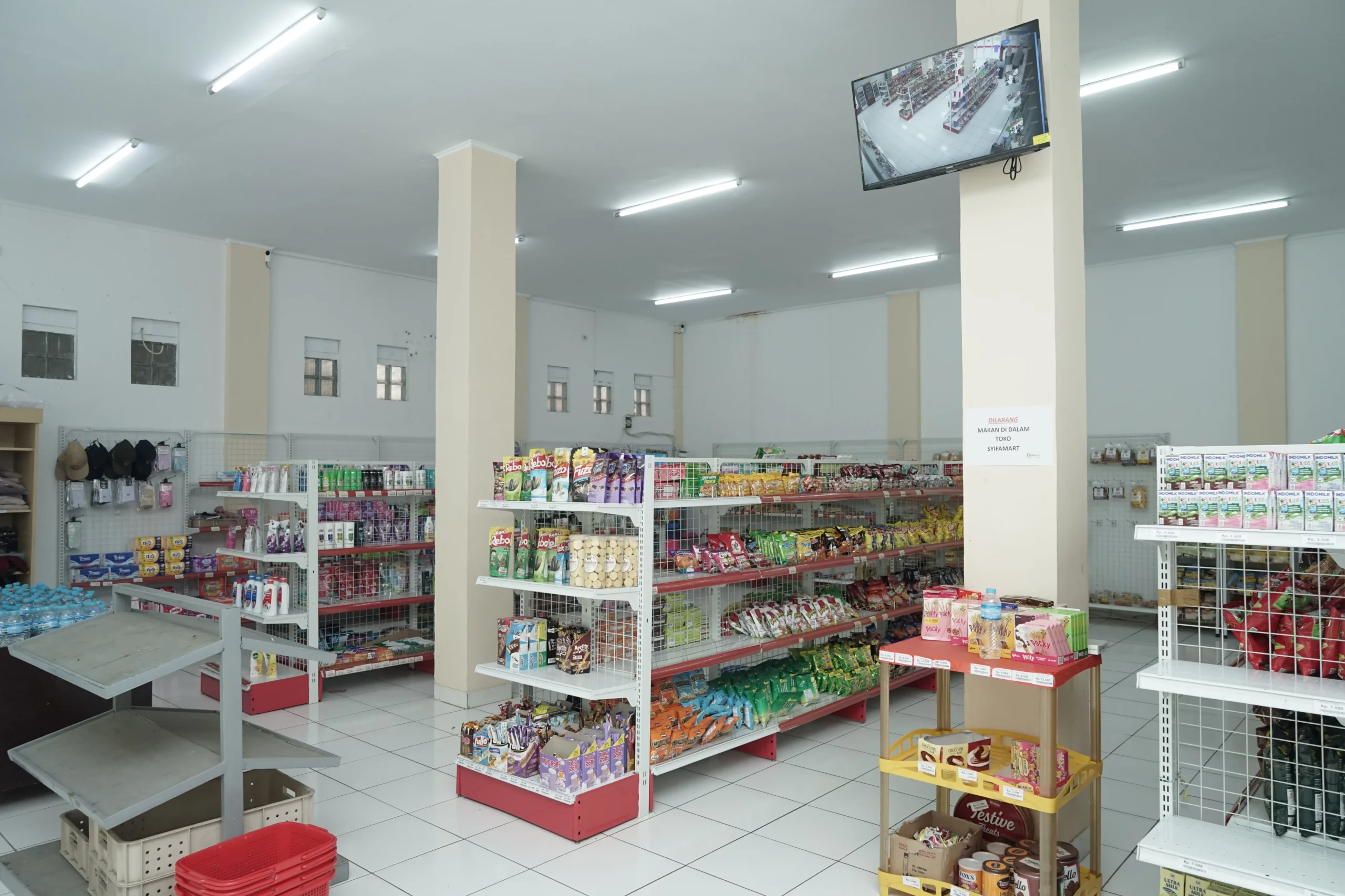 smpit as syifa boarding school wanareja fasilitas sekolah mini market scaled