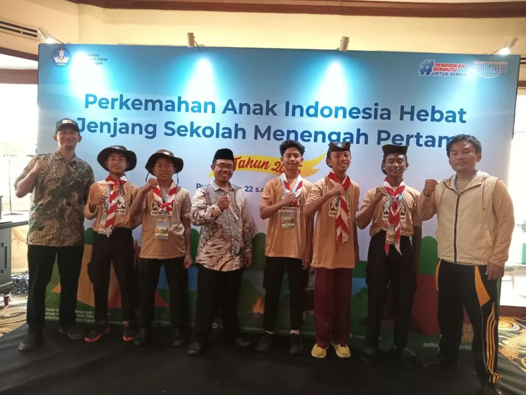 SMPIT As-Syifa Wanareja Wakili Subang di Perkemahan Anak Indonesia Hebat 2025