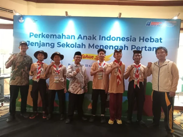SMPIT As-Syifa Wanareja Wakili Subang di Perkemahan Anak Indonesia Hebat 2025 SMPIT As-Syifa Wanareja Wakili Subang di Perkemahan Anak Indonesia Hebat 2025