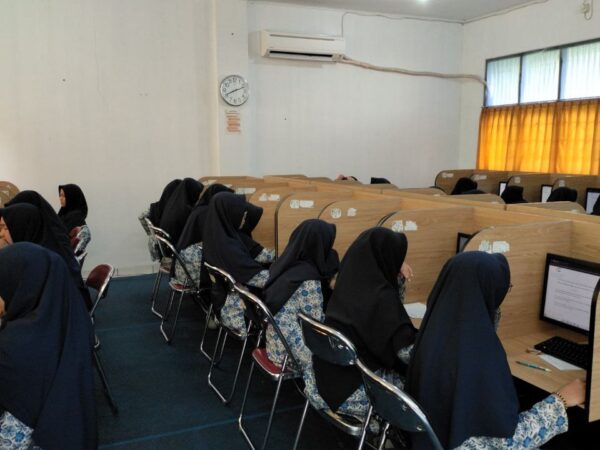 242 Murid Kelas 9 SMPIT As-Syifa Wanareja Ikuti Try Out 1 Tes Kemampuan Akademik Secara Daring