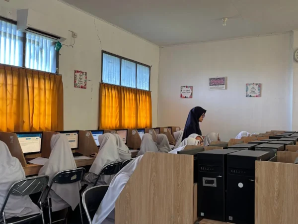 242 Murid Kelas 9 SMPIT As-Syifa Wanareja Ikuti Gladi Bersih Tes Kemampuan Akademik (TKA) 2026