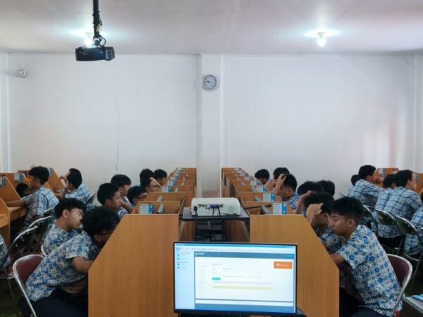 Pelaksanaan Hari Kedua Tes Kemampuan Akademik (TKA) SMPIT As-Syifa Wanareja Berjalan Lancar