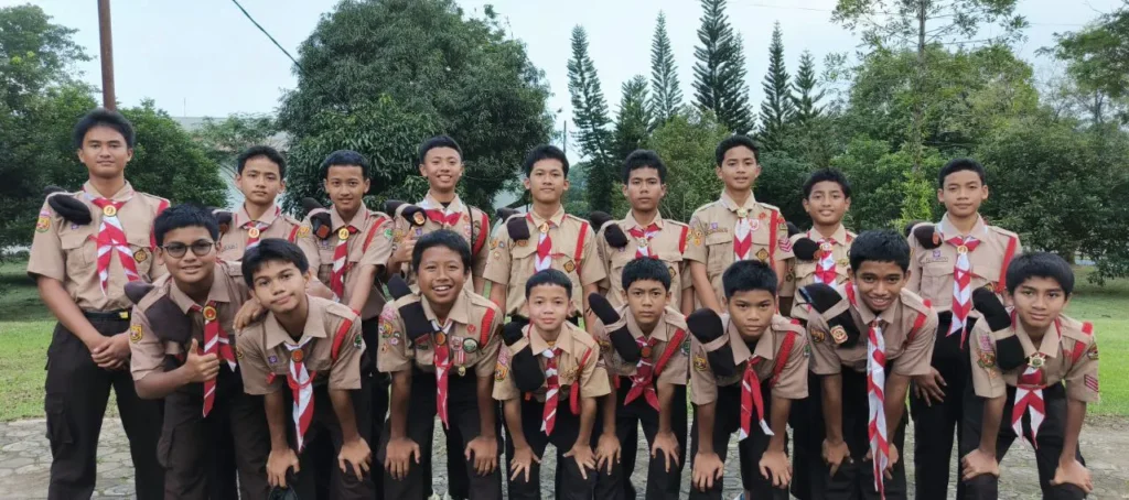 smpit assyifa boarding school juara askara scouth competition 1