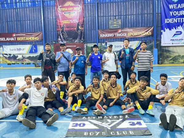 juara futsal stiesa cup subang 1