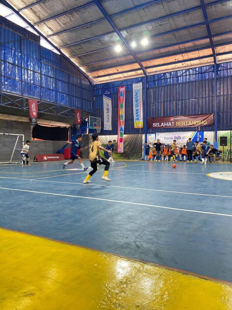 juara futsal stiesa cup subang 4