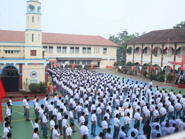 sekolah islam smpit as syifa boarding school wanareja jalancagak jalancagak2 sagalaherang pesantren terbaik di subang jawa barat indonesia upacara bendera 12